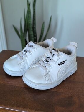 Puma baby infant white sneakers size 5C